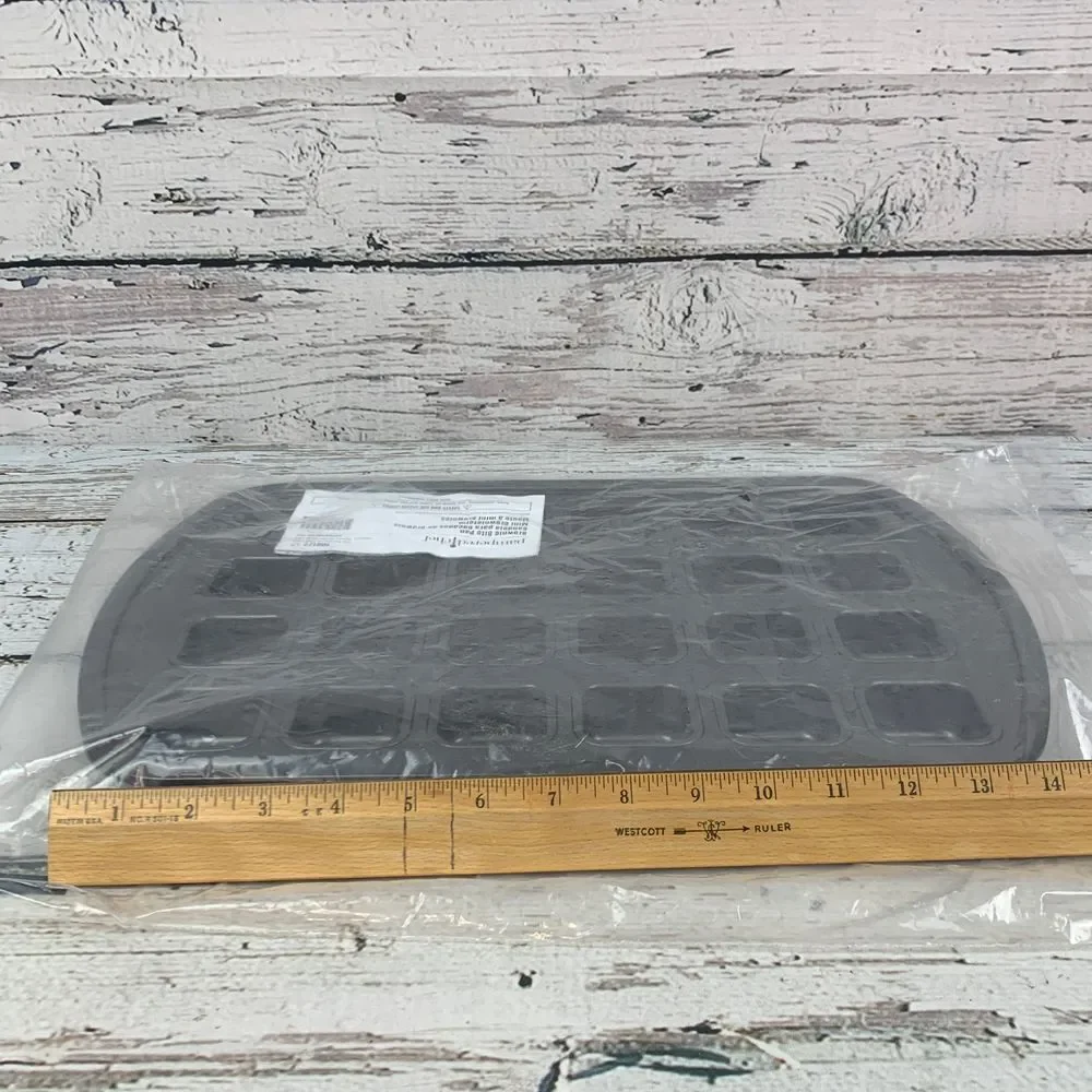 Pampered‎ Chef Brownie Bite Pan #100177 - Nonstick 24-Cup Mini Brownie Pan - NEW